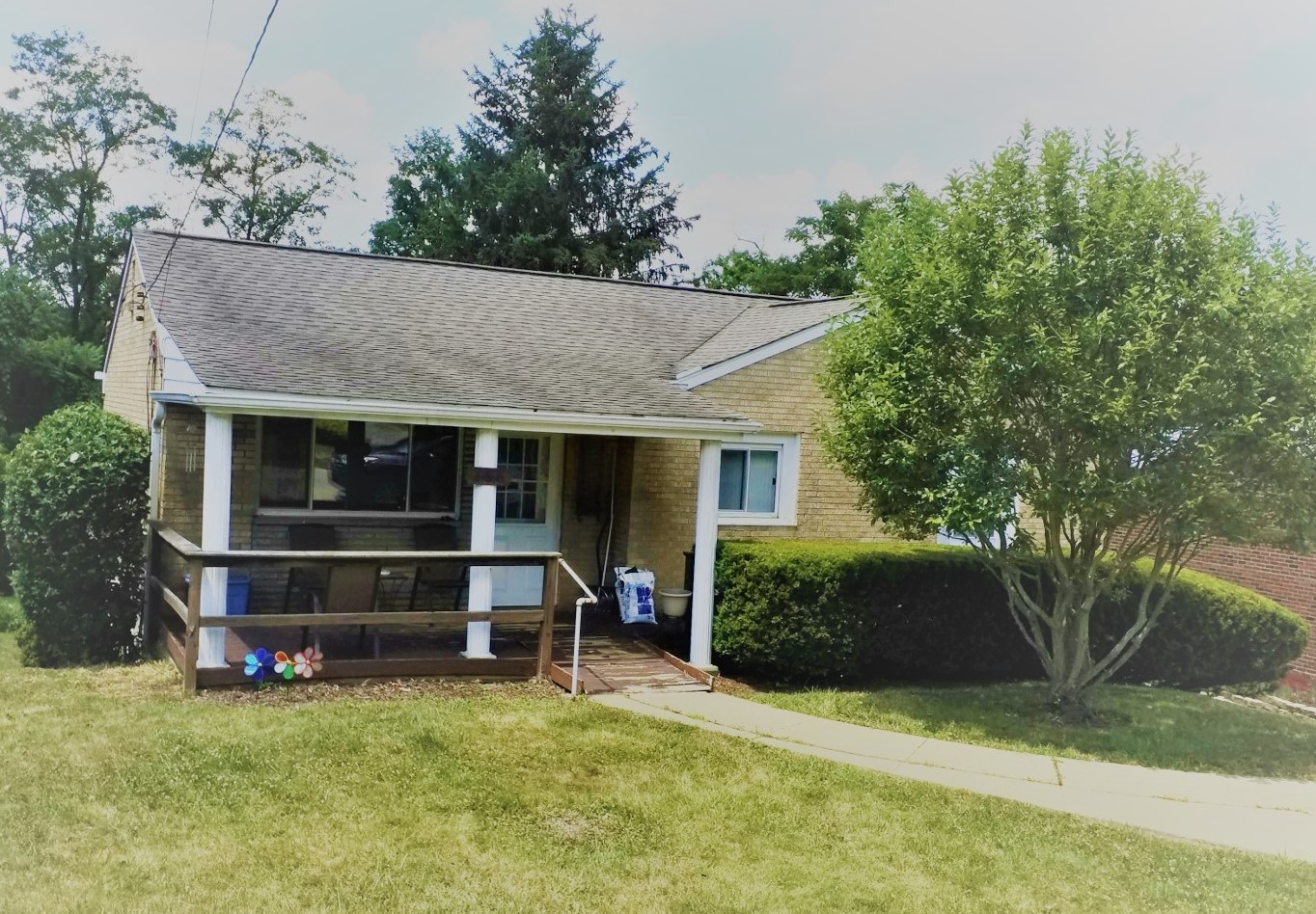 Street view of 266 W. Bruceton Road Pleasant Hills, PA 15236